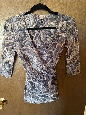 Sweet Pea Paisley Wrap-Front Women's Top in Gray and Cream